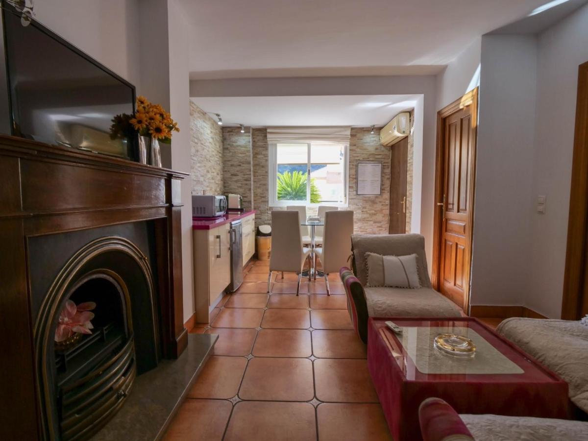 Apartamentos Turisticos Tronca Luxury Granada Esterno foto