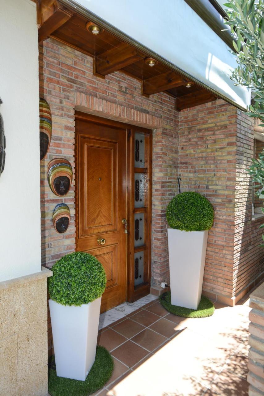 Apartamentos Turisticos Tronca Luxury Granada Esterno foto